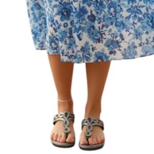 "A. Giannetti" (7.5) Made in Italy Silver Sandals Seldom Worn